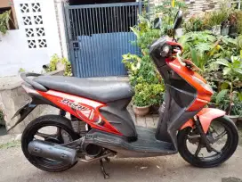 Honda Beat karburator Gress tahun 2009 pajak hidup