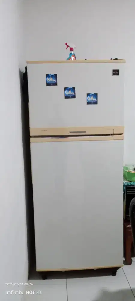 Kulkas 2 pintu ori Japan