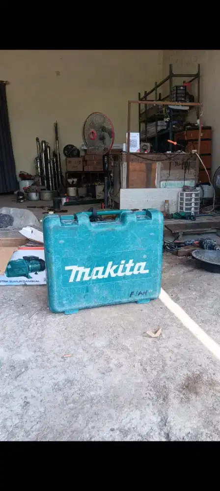 Menyewakan Jack Hammer bor bobok beton