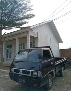Mitsubishi L300 Pickup