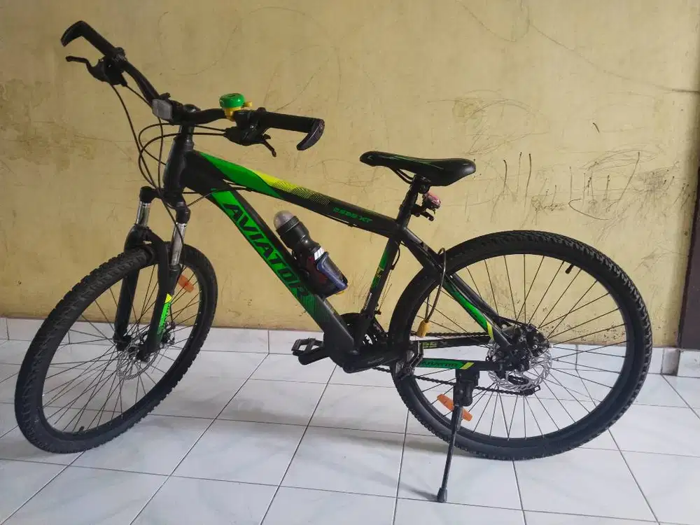 Sepeda gunung dan santai