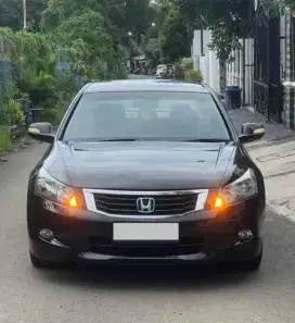 Honda Accord 2010 Bensin
