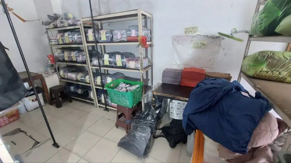 Dijual Usaha Laundry Coin di Perumahan Modernland, Tangerang