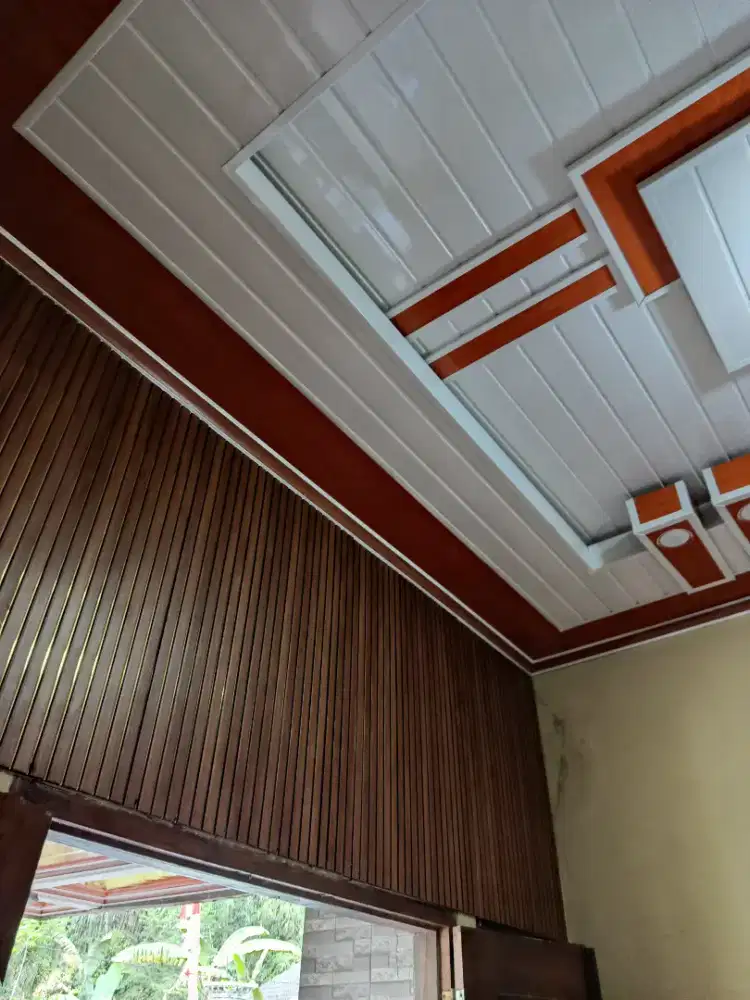 PLAFON PVC MENERIMA ANTAR BAHAN & TERPASANG