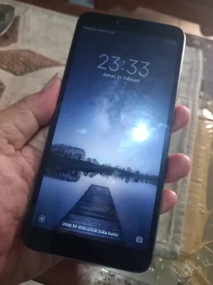 Redmi s2.. 3/32.. hp jadul msh ok punya..