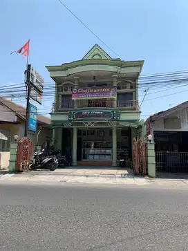 Ruko Strategis di jalan godean cocok untuk usaha atau kantor