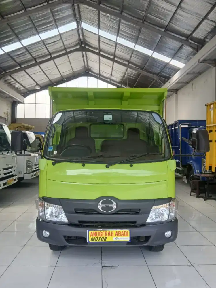 Hino Dutro Dump truck 2024