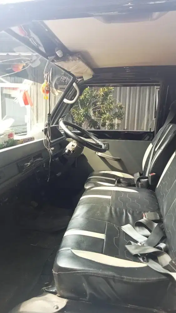 Mobil L300 baru 7 bln