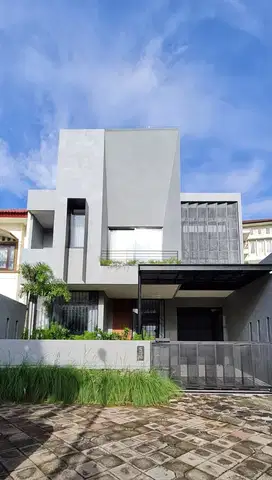 Dijual Rumah Mewah Full Furnished Candi Golf Semarang