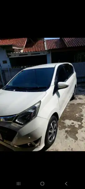 Daihatsu Sigra R Dlx CASH ONLY