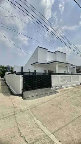 Dijual rumah baru hook mewah murah LT210 LB150 di pekayon galaxy bebas banjir
