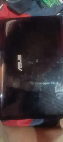 Asus Intel atom Ram 2GB/250 GB