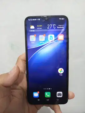 Dijual Vivo Y19 8/256GB (Unit + Charger)