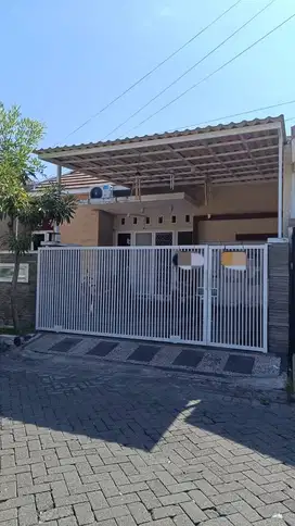 Rumah di Nirwana Eksekutif Rungkut Surabaya