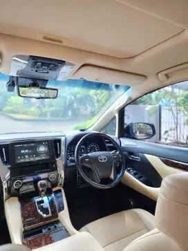 Toyota Alphard 2022 Bensin