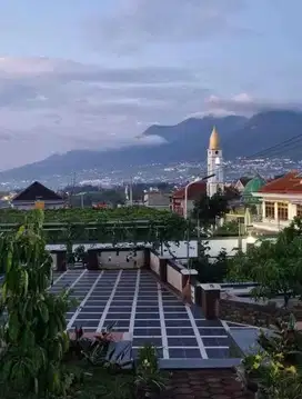 Rumah Kebun Cantik View Super Cantik  Di Batu Malang