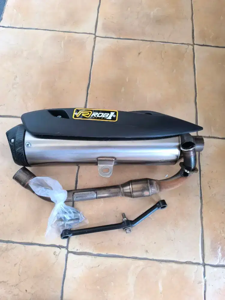 KNALPOT ROB1 ADV160