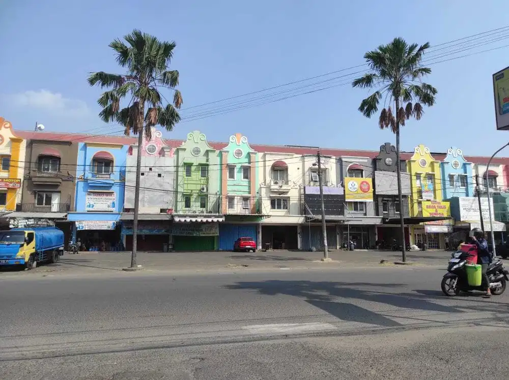 Disewakan Ruko Strategis Siap Huni di Boulevard Hijau Harapan Indah