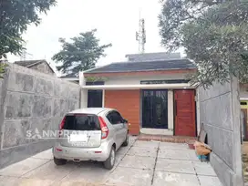 Dijual rumah minimalis tanah luas siap huni murah dipengasinan,Depok