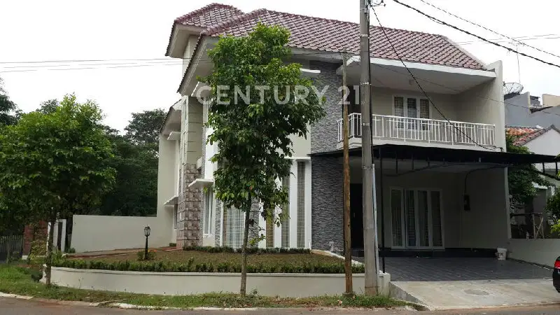 Rumah Bagus Siap Huni , Lokasi Strategis, Dekat Pintu Tol