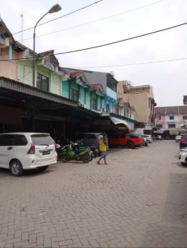 Ruko strategis  di bekasi, harga dibawah NJOP