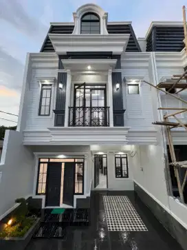 RUMAH NEW di JAGAKARSA, JAKSEL