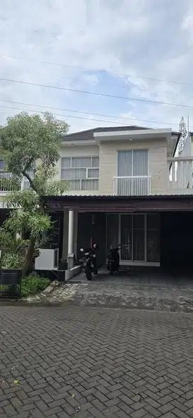 Rumah Royal Residence
