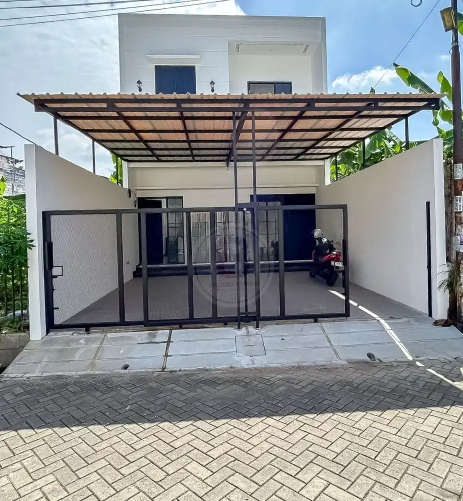 RUMAH BARU DEKAT PLAZA BINTARO JAYA DAN STASIUN PONDOK RANJI