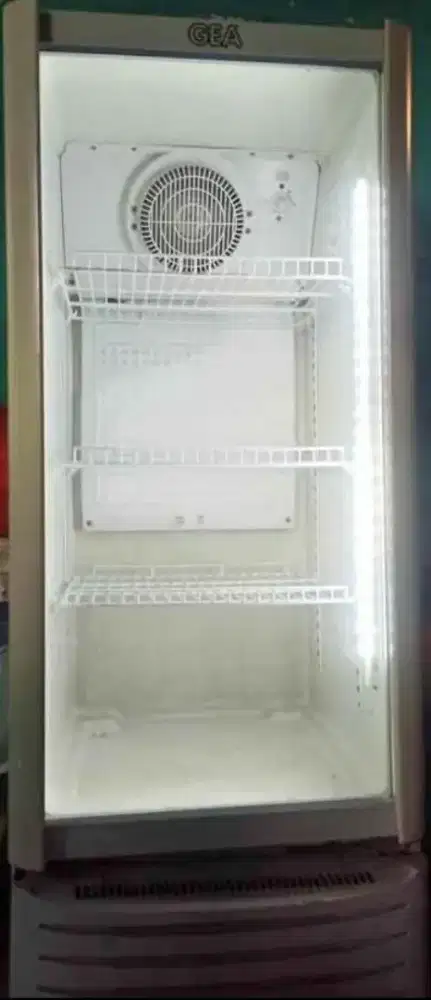 SHOWCASE GEA 1 PINTU NORMAL BELI DARI BARU