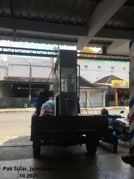 Mulai Usaha Air Isi Ulang dari Rumah – Modal Ringan, Untung Jalan!