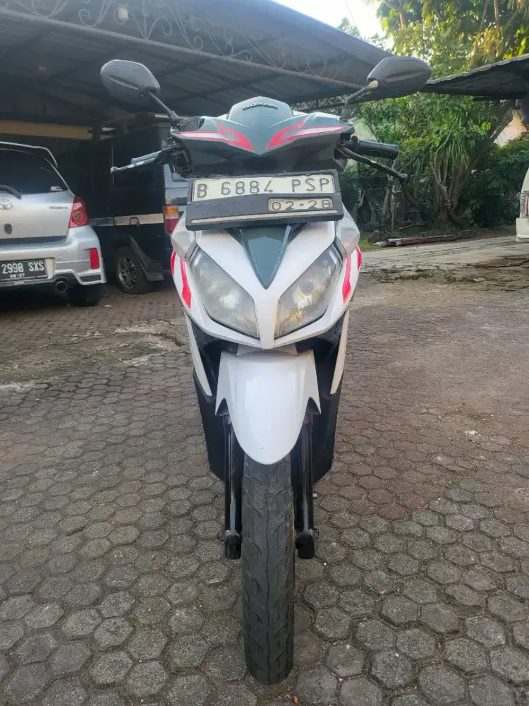 Honda Vario Techno 2012 Putih Merah Surat Lengkap