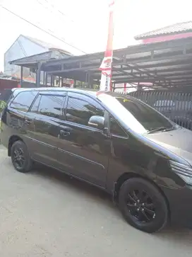 Kijang inova bensin 2014 matic