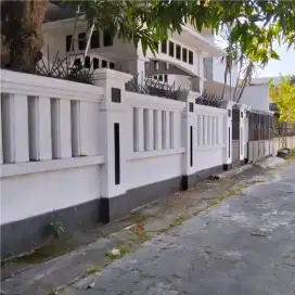 Rumah strategis  solo kota  siap huni Manahan Solo