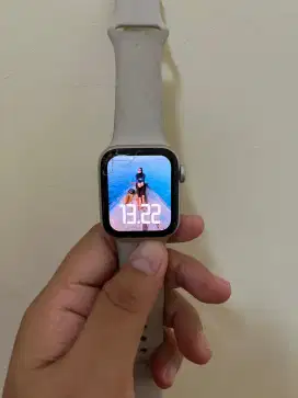 Apple watch se gen 2 40mm ID/A Silver