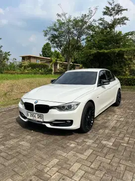 BMW F30 Sport 2015 320i