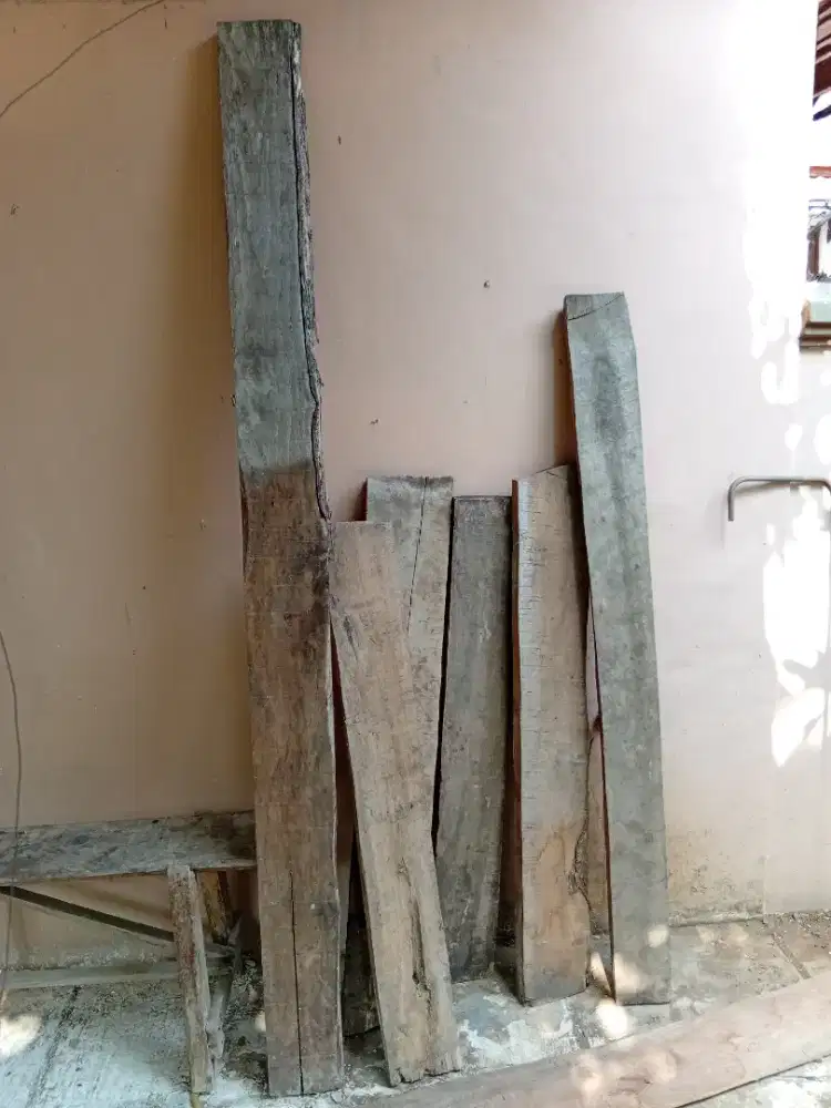 Jual 6 papan kayu jati lawas