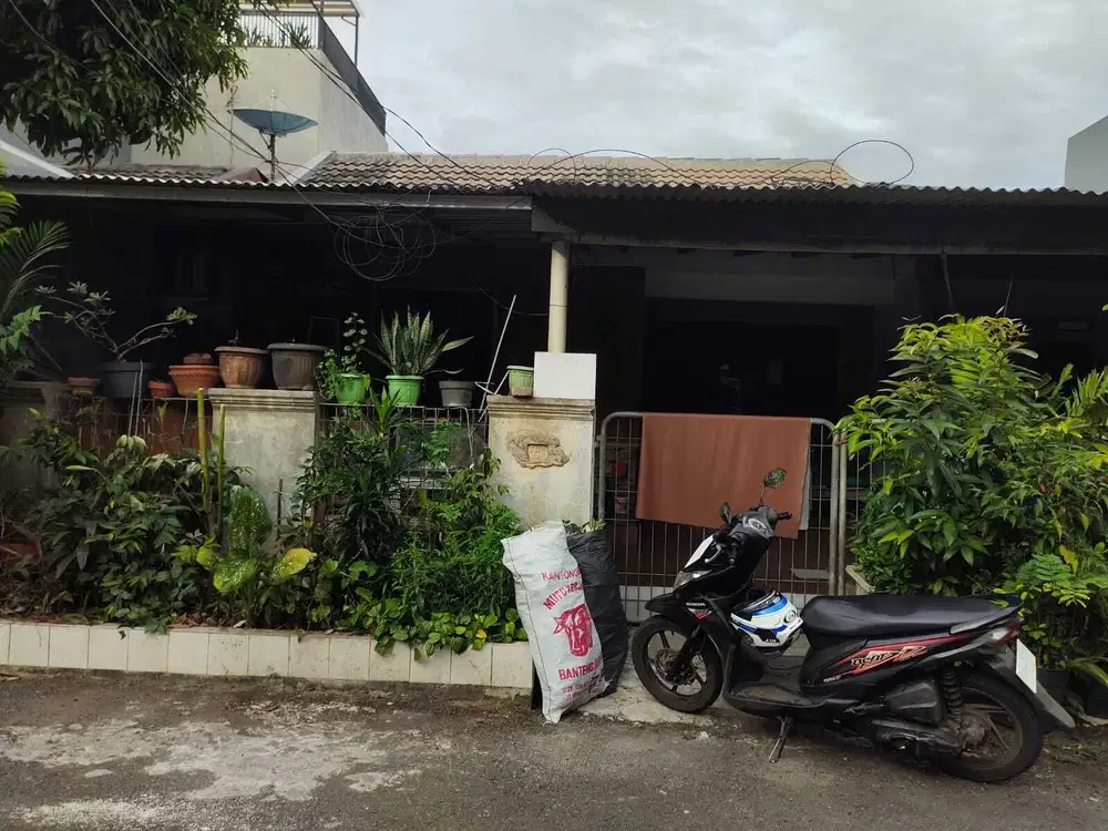 DIJUAL RUMAH LEBAR 7.5 MURAH DI GRIYA LOKA BSD
