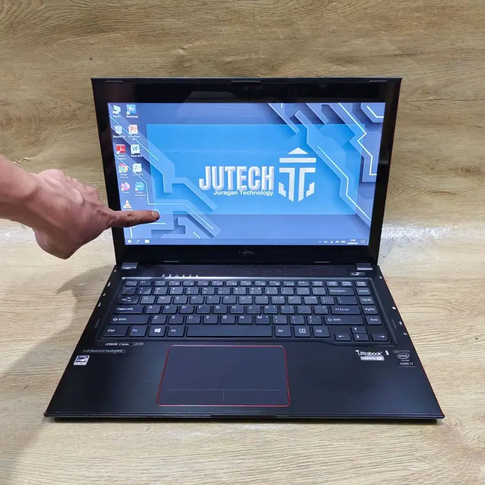 Laptop FUJITSU LIFEBOOK Slim Core i7 Gen 4 Ram 8GB Touchscreen