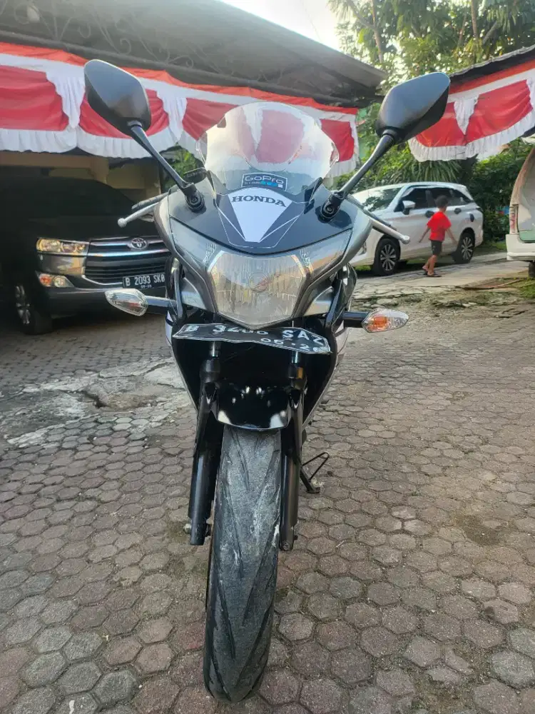 Honda CBR 250R CBU Thailand 2011 Hitam Surat Lengkap DKI