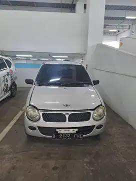 Daihatsu ceria 2004