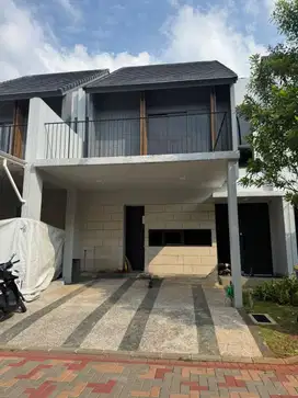 Dijual Rumah Modern Dengan Attic dan Fasilitas Lengkap di Cakung