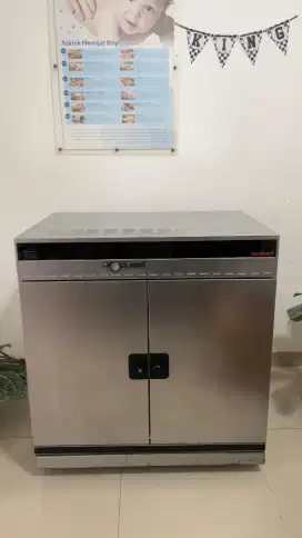 Inkubator Memmert INE 100 - 800