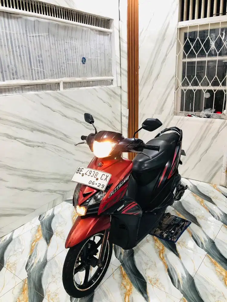 MIO GT TERBAIK 2014 Pajak Hidup