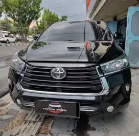 45.000km..! Toyota Kijang Innova Reborn 2.4 G Diesel AT 2022 Hitam