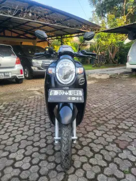 Honda Scoopy FI 2018 Hitam Silver Surat Lengkap DKI Siap Pakak