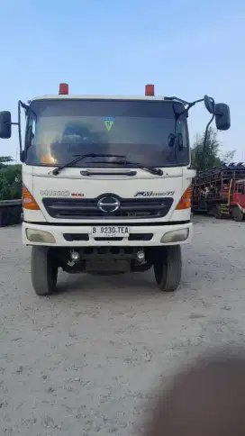 Hino 500 FM320 TI Thn 2014