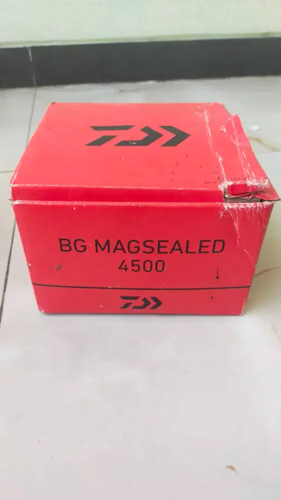 REEL DAIWA BG MAGSEALED 4500
