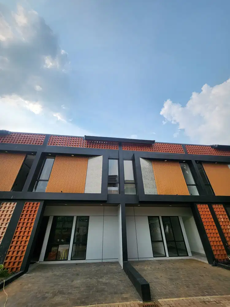 Rumah baru ready stock tinggal bawa koper aja