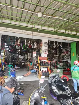 Lowongan kerja montir bengkel motor