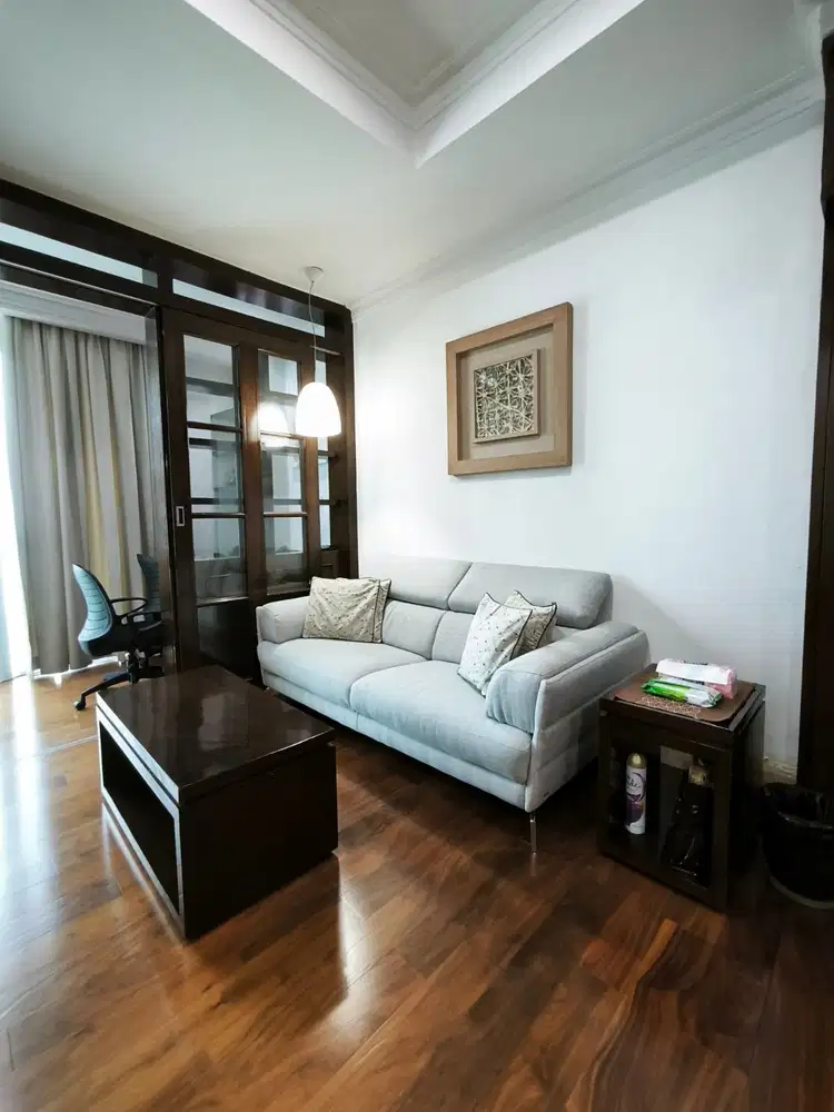 Dijual Residence 8 -Senopati- Kebayoran baru